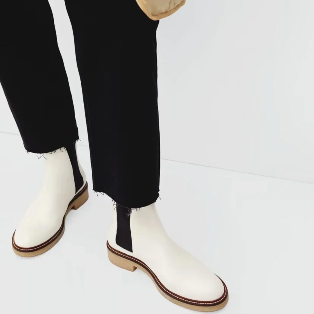 Chelsea Boot - Picture 2 of 5